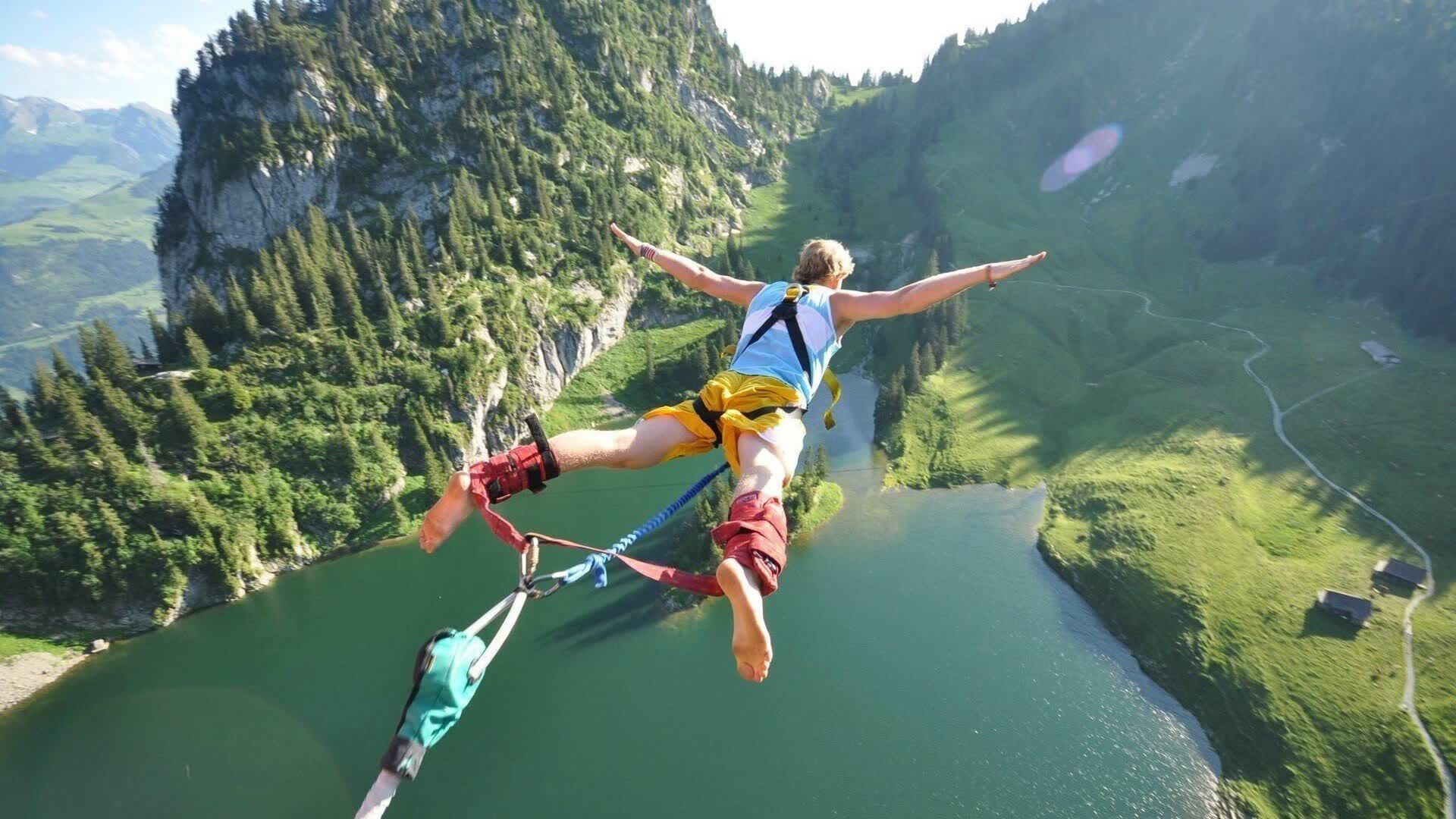 开云官网-哈登跨界神助攻！尤文图斯绝杀晋级，球迷炸锅，这剧本谁写的？